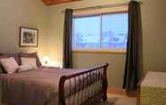 Bedroom 3 7 Bed Blue Mountain Chalet with Hot Tub 35R