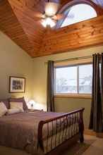 Bedroom 4 7 Bed Blue Mountain Chalet with Hot Tub 35R