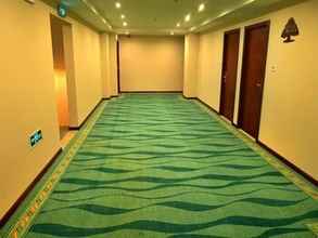 Lobi 4 GreenTree Guiyang Shifu Court  Street Hotel