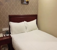 Bedroom 3 GreenTree Inn Ningbo Yinxian Ave Airport Road Business Hotel