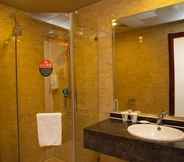 In-room Bathroom 6 GreenTree Inn Hefei Qianshan Road Huangshan Road Hotel