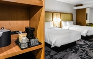 Bedroom 5 Fairfield Inn & Suites by Marriott Ontario Rancho Cucamonga
