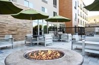 Common Space Fairfield Inn & Suites by Marriott Ontario Rancho Cucamonga