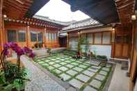 Common Space So Hyeon Dang Hanok Guesthouse