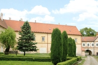 Exterior Zámek Račice