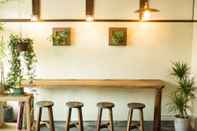 Bar, Kafe, dan Lounge Guest House hachi - Hostel