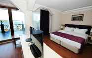 Bedroom 7 Phellos Suites