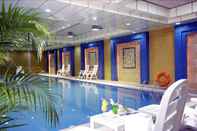 Swimming Pool Dongguan Gladden Hotel