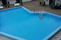 Swimming Pool Apartment Regina