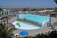 Swimming Pool Vista Dorada