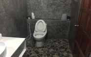 Toilet Kamar 4 Baan Asree