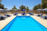 Swimming Pool Thalasea Kimolos