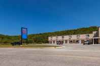 Exterior Motel 6 Sudbury, ON