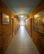 Lobby 4 Retro Hotel Garage