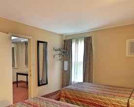 Kamar Tidur 4 Rodeway Inn & Suites