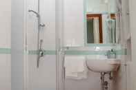 Phòng tắm bên trong DolceVita Sorrento Guest House