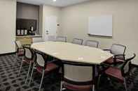 Functional Hall TownePlace Suites by Marriott Albany