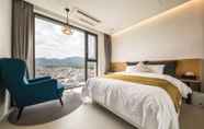 Kamar Tidur 5 Hotel Bay 204 Dobong