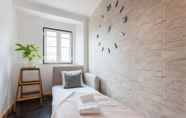Bedroom 4 Moniz Studio Apartment - by LU Holidays