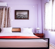 Kamar Tidur 2 The Grand Meshmosh Hotel