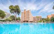 Swimming Pool 2 Golden Avenida Family Suites