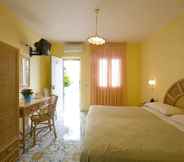 Bedroom 5 Hotel Terme Fiola