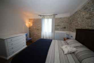 Bedroom 4 Farmhouse La Chouette