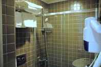 In-room Bathroom Sinem Hotel