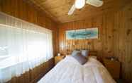 Kamar Tidur 2 Mundic Waterfront Cottages