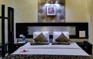 Bedroom 7 Hotel Shanti Palace