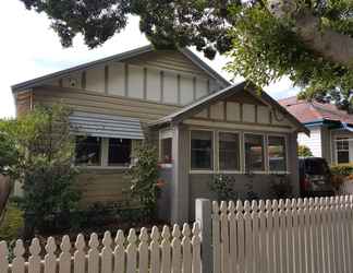 Exterior 2 Newcastle Executive Homes - Cooks Hill Cottage