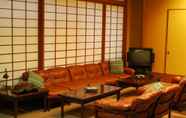 Lobi 4 Matsumoto Ryokan