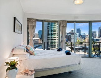 Bedroom 2 Southbank Tower Apartments