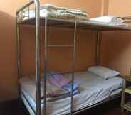 ห้องนอน 5 Soutchai Pakse Backpacker Hostel