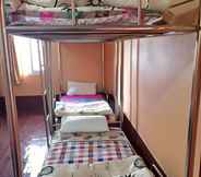 ห้องนอน 4 Soutchai Pakse Backpacker Hostel