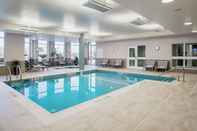 Swimming Pool Hilton Garden Inn Winnipeg South