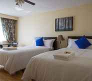 Kamar Tidur 6 Charlton Suites Guest House