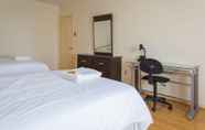 Bilik Tidur 7 Charlton Suites Guest House