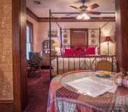 Bedroom 2 Cliff Cottage Inn - Victorian B&B and Boutique Hotel