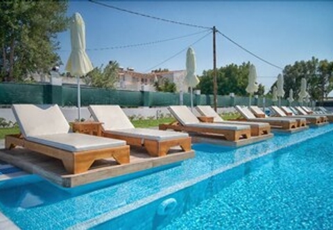 Swimming Pool Frosini Hotel