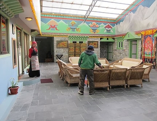 Lobby 2 Mountain Lodges of Nepal - Thame