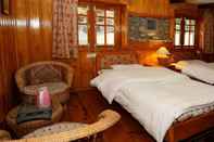 Bedroom Mountain Lodges of Nepal - Phakding