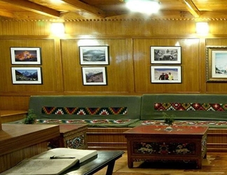 Lobby 2 Mountain Lodges of Nepal - Namche