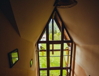 Lobby 2 Pension Rotunda