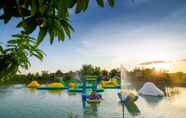 สระว่ายน้ำ 6 Lamphurai Riverside Resort and Spa
