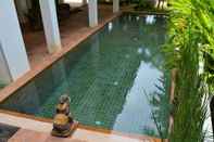 Swimming Pool Amintra 3 Villa