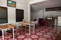 Sảnh chờ Aham Backpackers Hostel - Adults Only