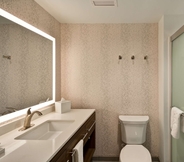 In-room Bathroom 6 Home2 Suites by Hilton Perrysburg Levis Commons Toledo