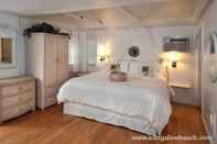 ห้องนอน Bungalow Beach Resort
