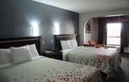 Bedroom 5 Gateway Inn and Suites